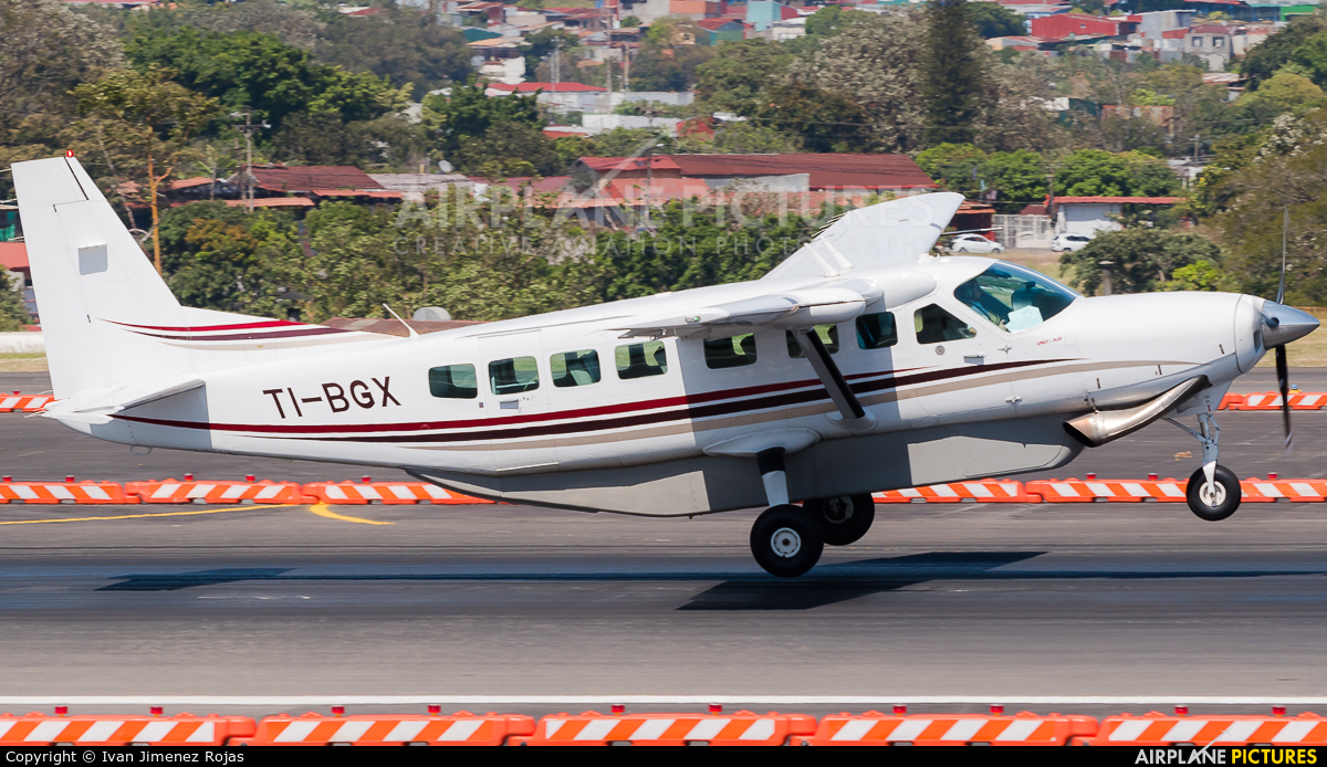 Prestige Wings TI-BGX aircraft at San Jose - Juan Santamaría Intl