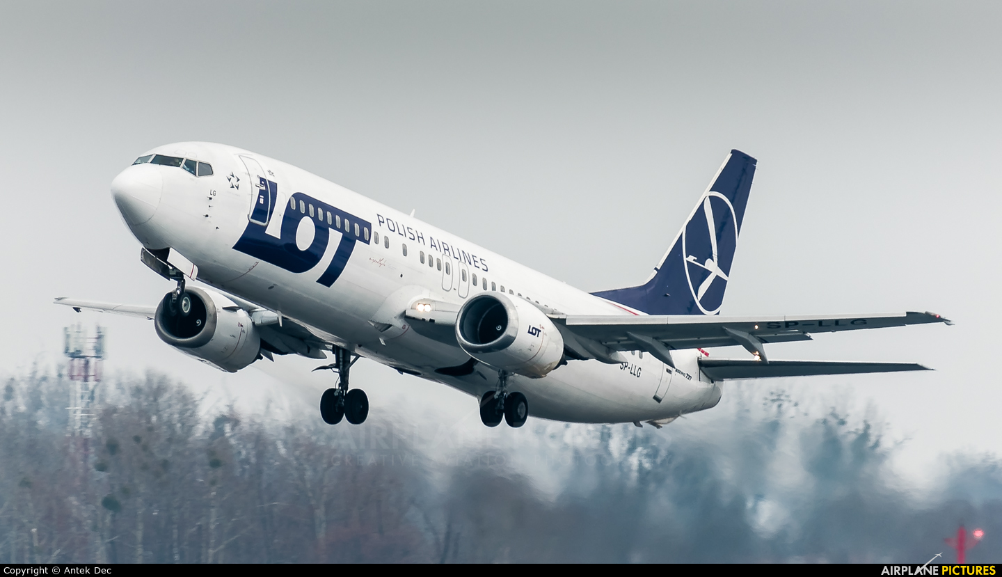 LOT - Polish Airlines SP-LLG aircraft at Wrocław - Copernicus
