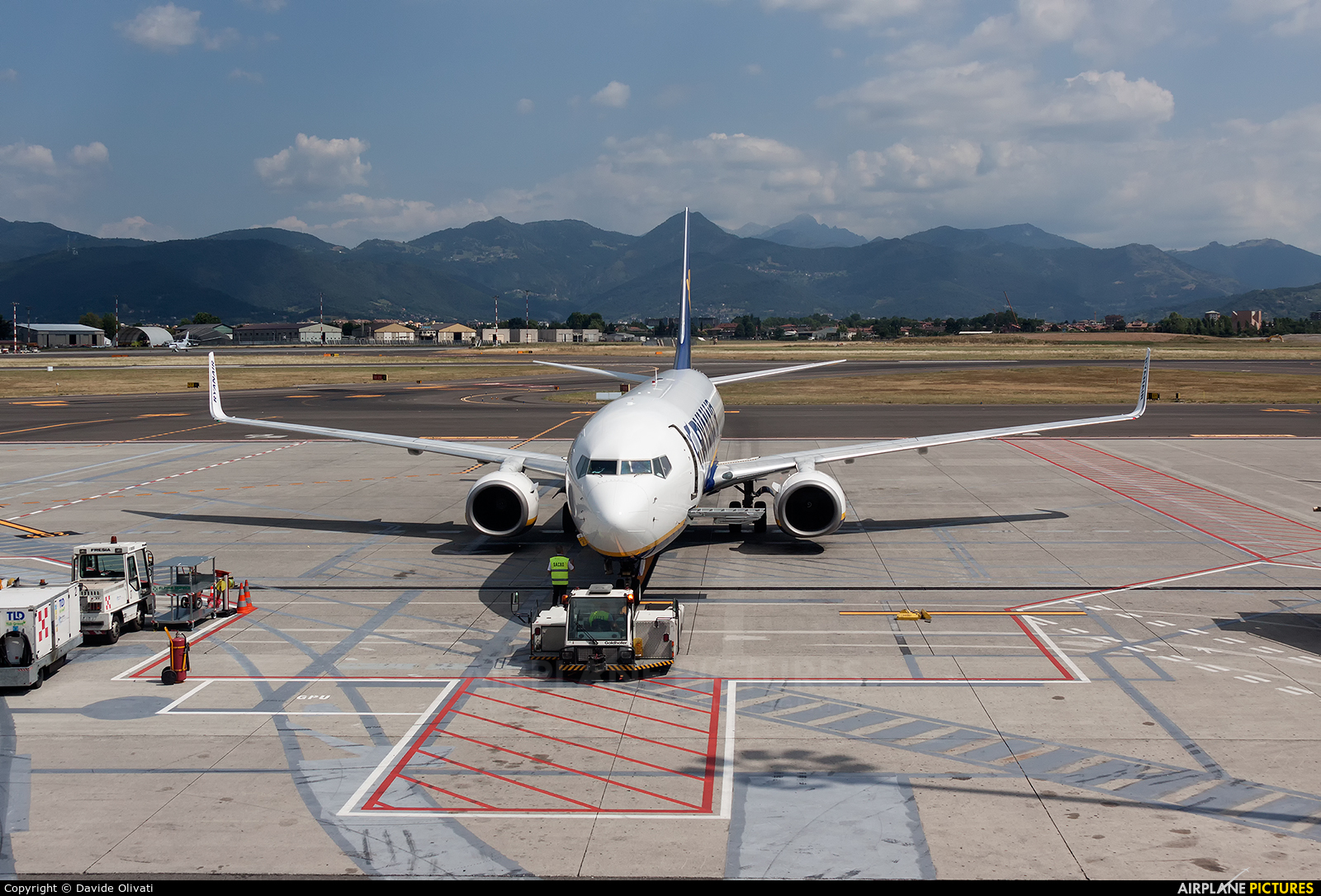 Ryanair EI-DLN aircraft at Bergamo - Orio al Serio