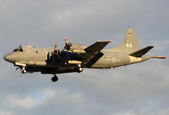 140101 - Canada - Air Force Lockheed CP-140 Aurora