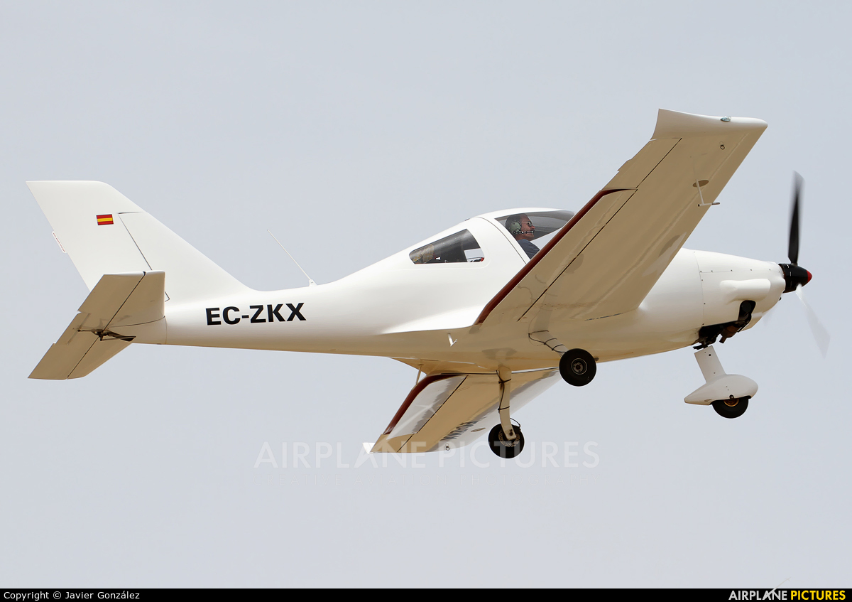 Private EC-ZKX aircraft at Igualada - Odena
