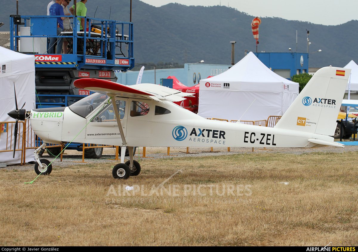 Private EC-ZEL aircraft at Igualada - Odena