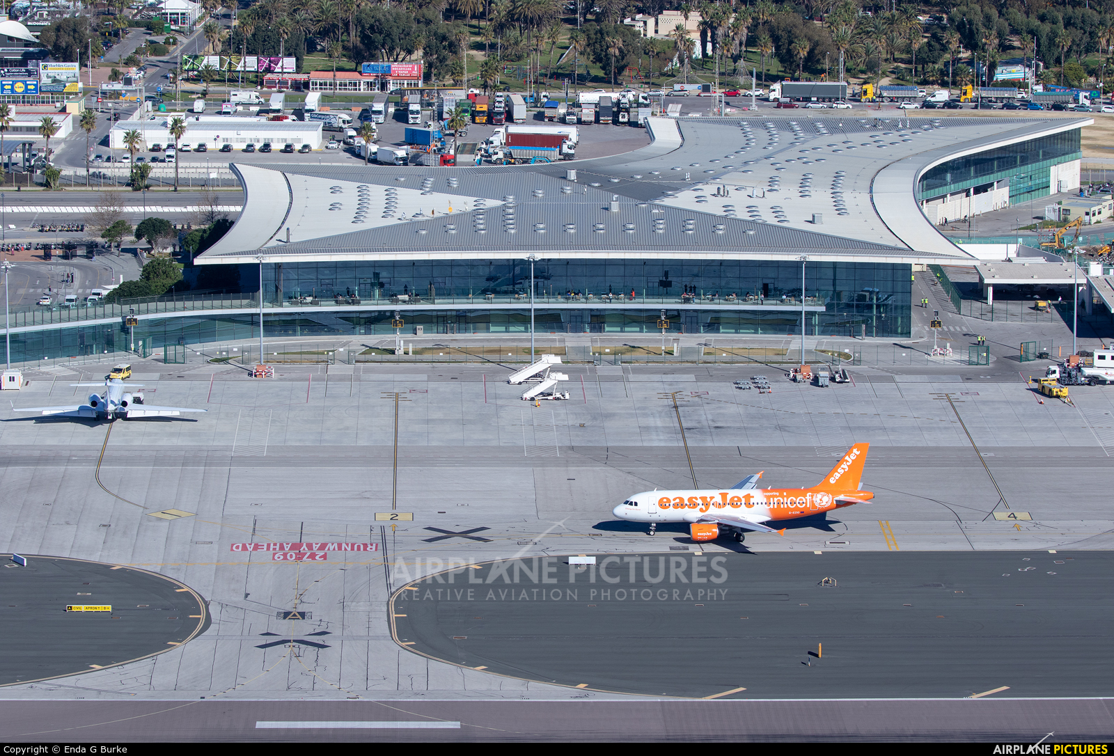 - Airport Overview - aircraft at Gibraltar