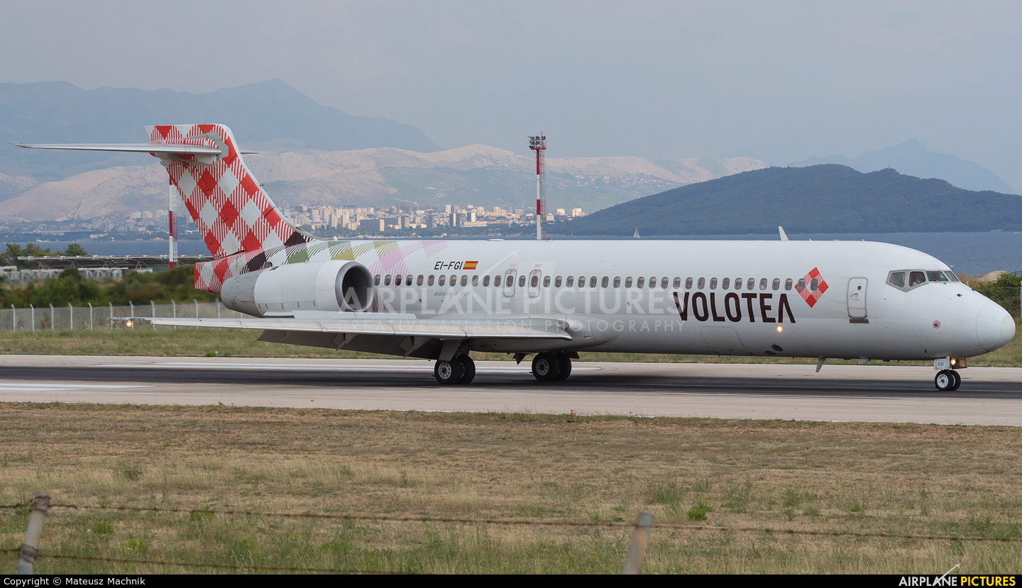 Volotea Airlines EI-FGI aircraft at Split - Kaštela