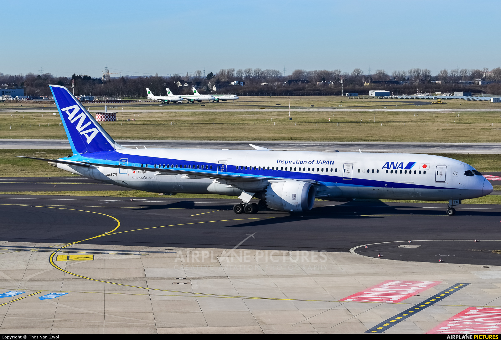 ANA - All Nippon Airways JA871A aircraft at Düsseldorf