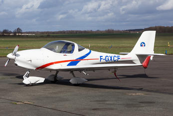 F-GXCF - Private Aquila AT01