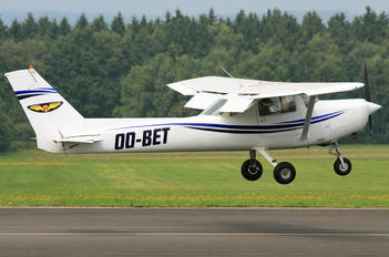OO-BET - Aero Club Grimbergen Reims F152