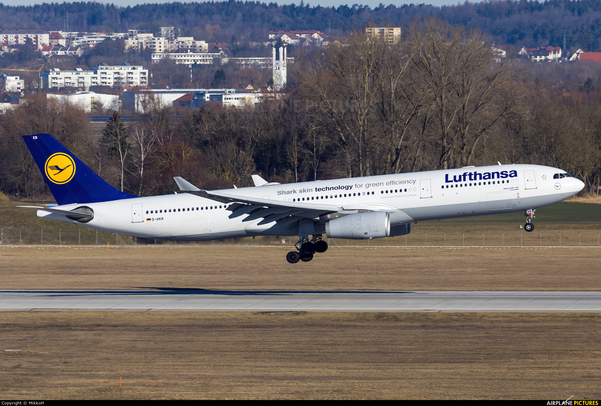 Lufthansa D-AIKB aircraft at Munich