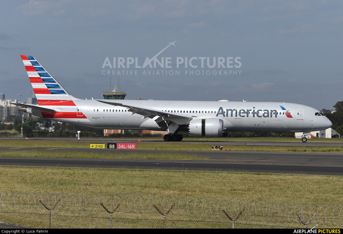 American Airlines N825AA aircraft at Sydney - Kingsford Smith Intl, NSW