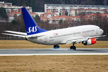LN-RRM - SAS - Scandinavian Airlines Boeing 737-700