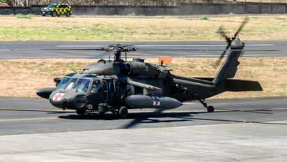 00-26858 - USA - Army Sikorsky H-60L Black hawk