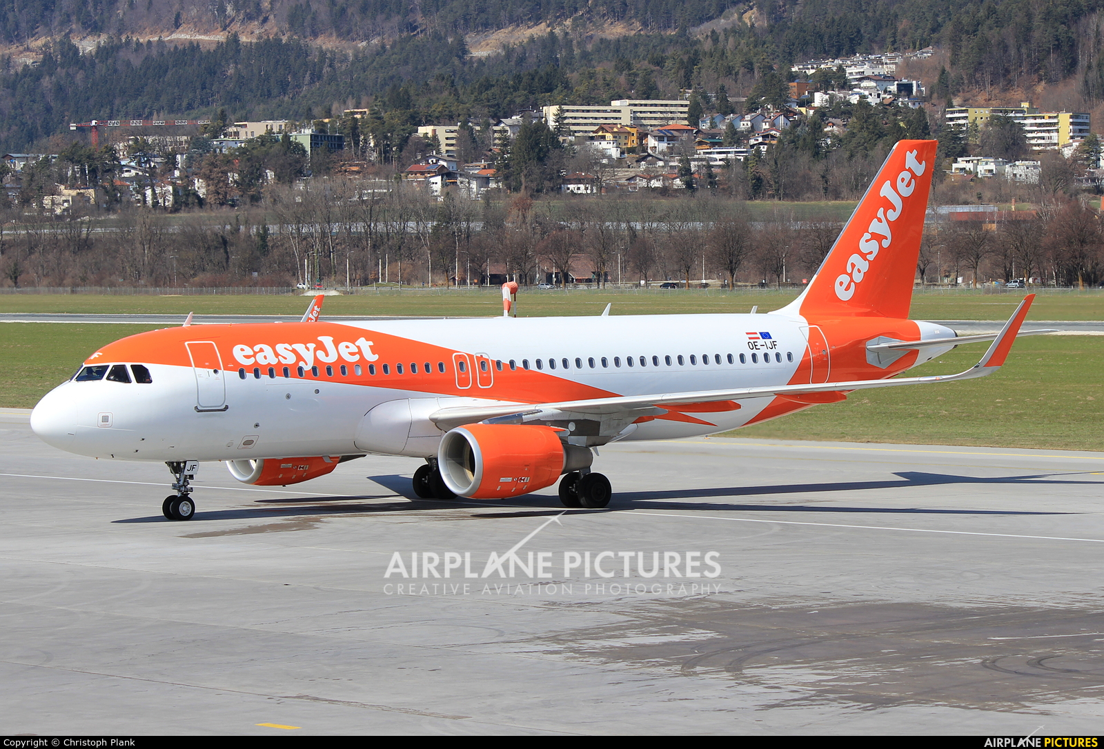 easyJet Europe OE-IJF aircraft at Innsbruck