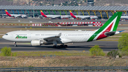 I-EJGA - Alitalia Airbus A330-200