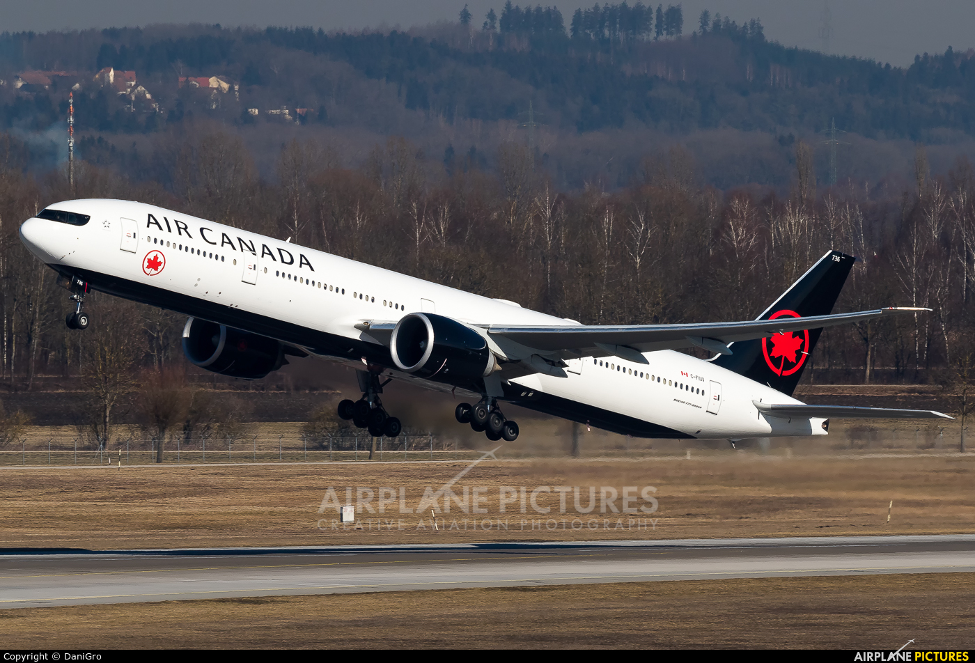 Air Canada C-FIUV aircraft at Munich
