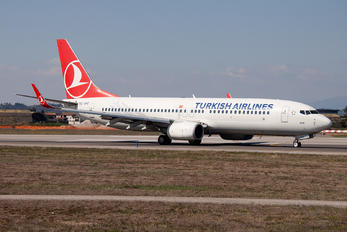 TC-JHZ - Turkish Airlines Boeing 737-800