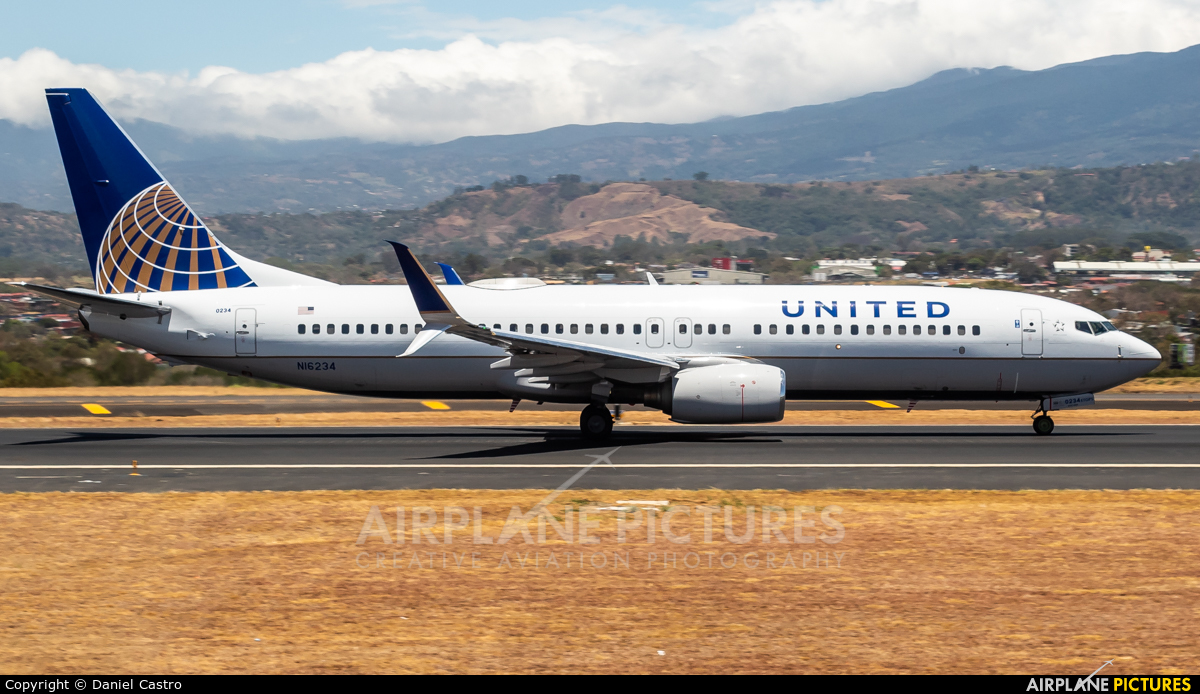 United Airlines N16234 aircraft at San Jose - Juan Santamaría Intl