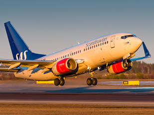 SE-REU - SAS - Scandinavian Airlines Boeing 737-700