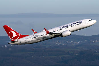 TC-LCC - Turkish Airlines Boeing 737-8 MAX