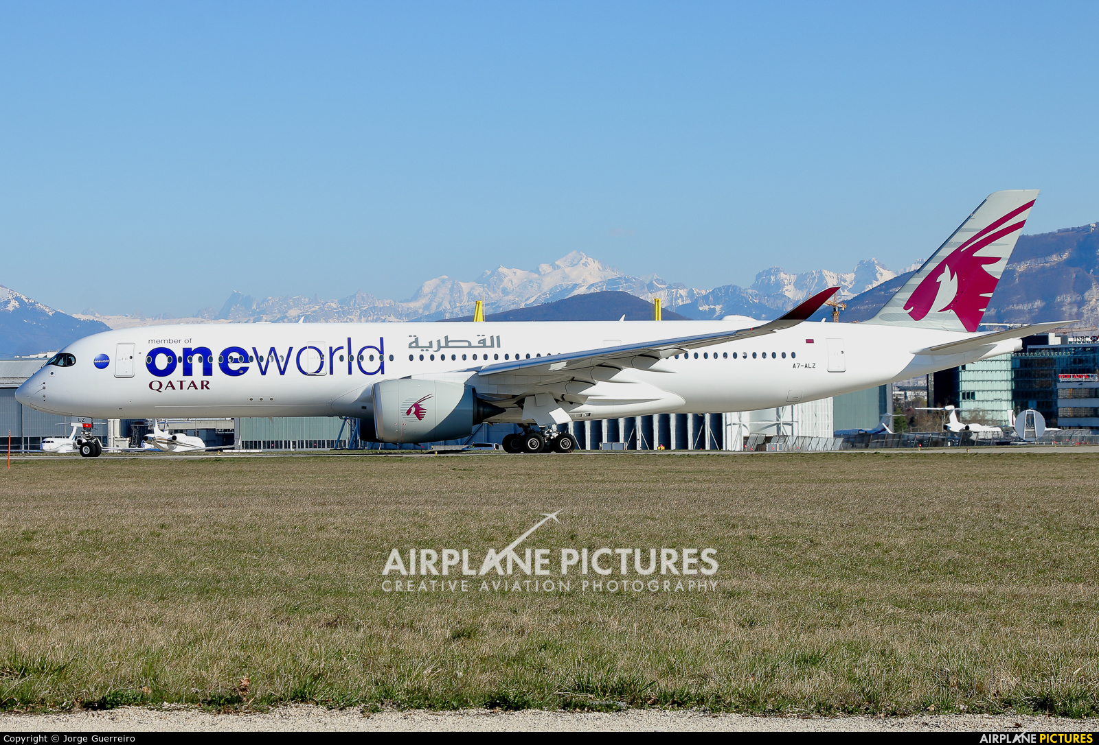Qatar Airways A7-ALZ aircraft at Geneva Intl