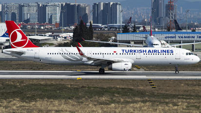 TC-JTL - Turkish Airlines Airbus A321