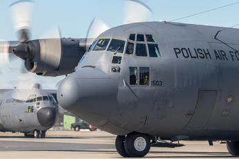 1503 - Poland - Air Force Lockheed C-130E Hercules