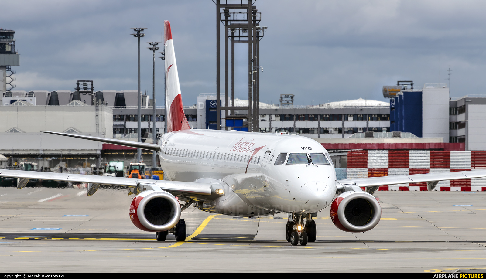 Austrian Airlines/Arrows/Tyrolean OE-LWB aircraft at Frankfurt