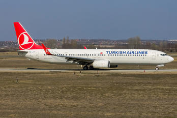 TC-JYH - Turkish Airlines Boeing 737-900ER