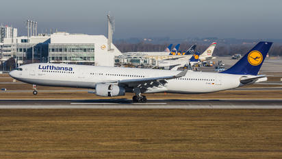 D-AIKL - Lufthansa Airbus A330-300