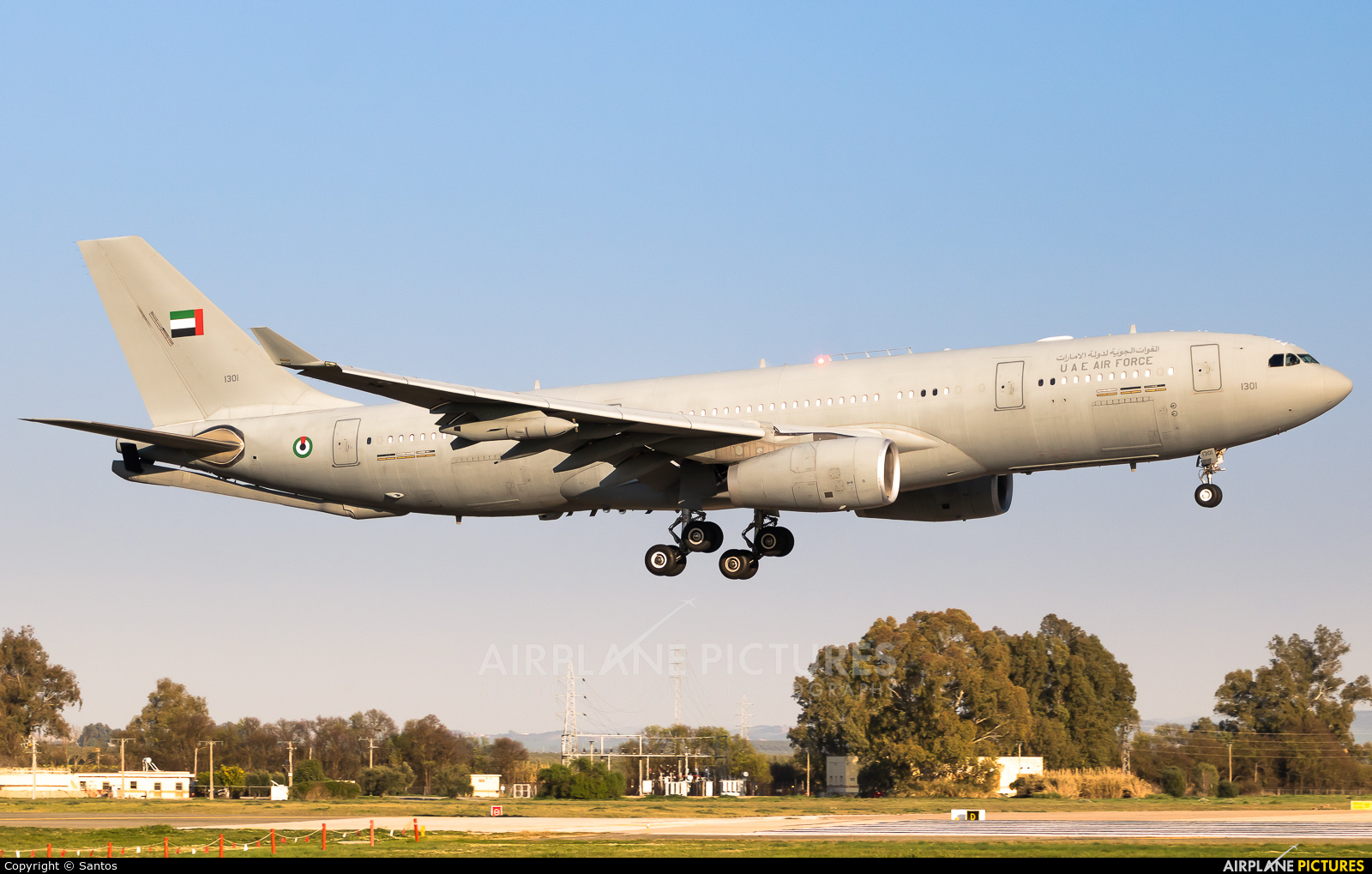 United Arab Emirates - Air Force 1301 aircraft at Seville - Moron de la Frontera