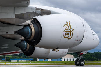 A6-EUU - Emirates Airlines Airbus A380