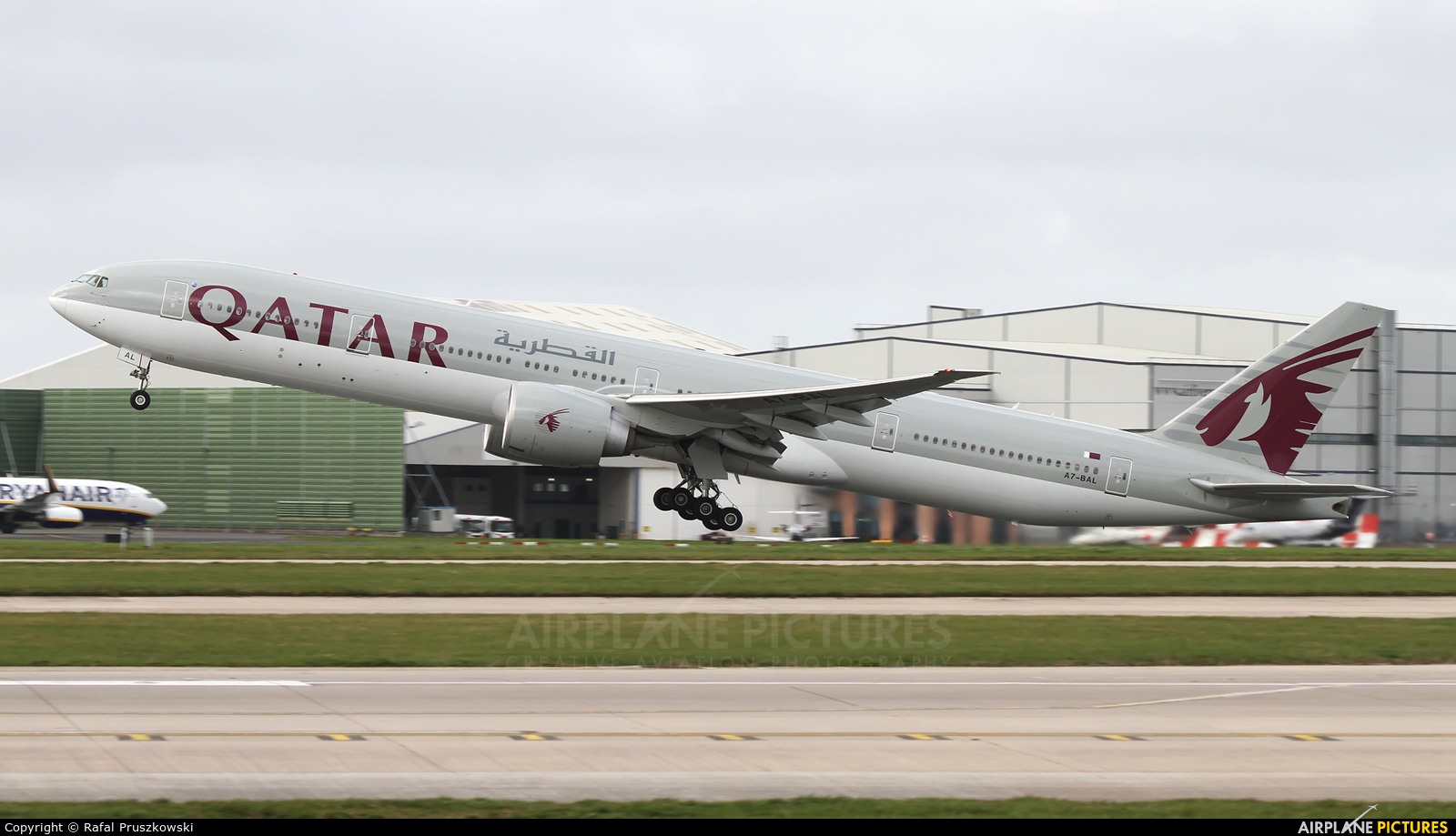 Qatar Airways A7-BAL aircraft at Manchester