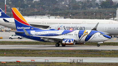 N946WN - Southwest Airlines Boeing 737-700