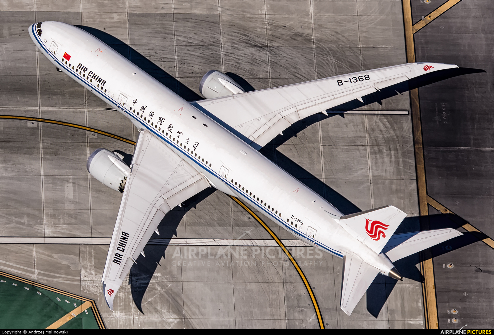 Air China B-1368 aircraft at Los Angeles Intl