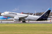 Lufthansa D-AINT image