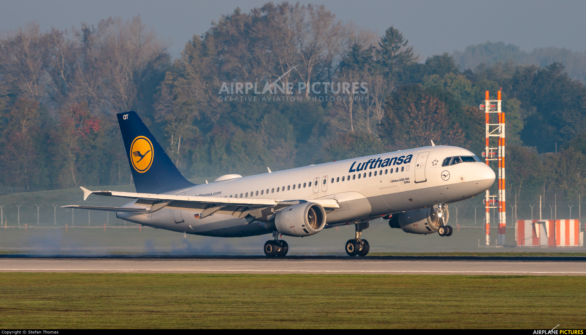 Lufthansa D-AIQT aircraft at Munich