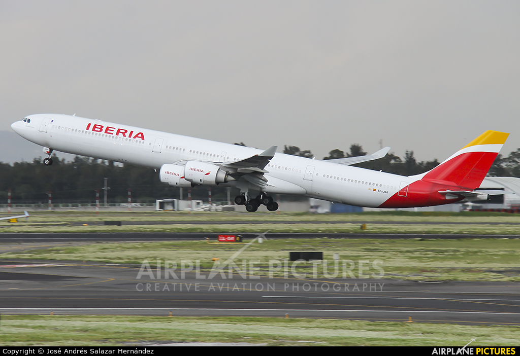 Iberia EC-JBA aircraft at Mexico City - Licenciado Benito Juarez Intl