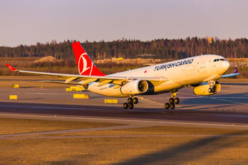 TC-JDR - Turkish Cargo Airbus A330-200F