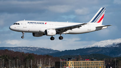 F-GKXO - Air France Airbus A320