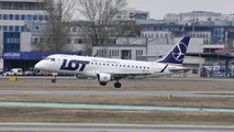LOT - Polish Airlines SP-LIK image