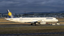 D-AISO - Lufthansa Airbus A321 aircraft