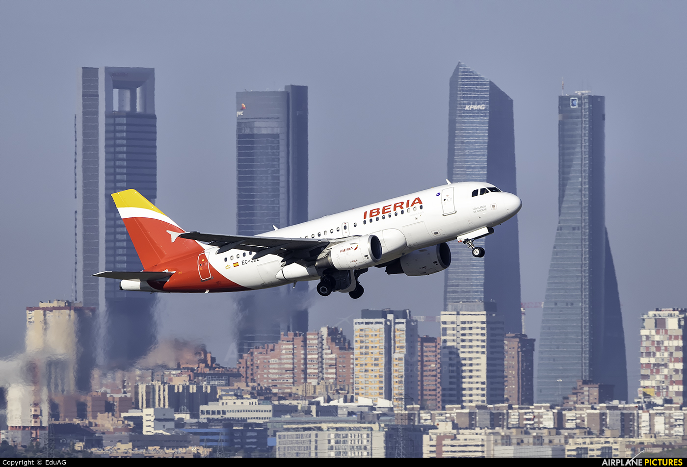 Iberia EC-JDL aircraft at Madrid - Barajas