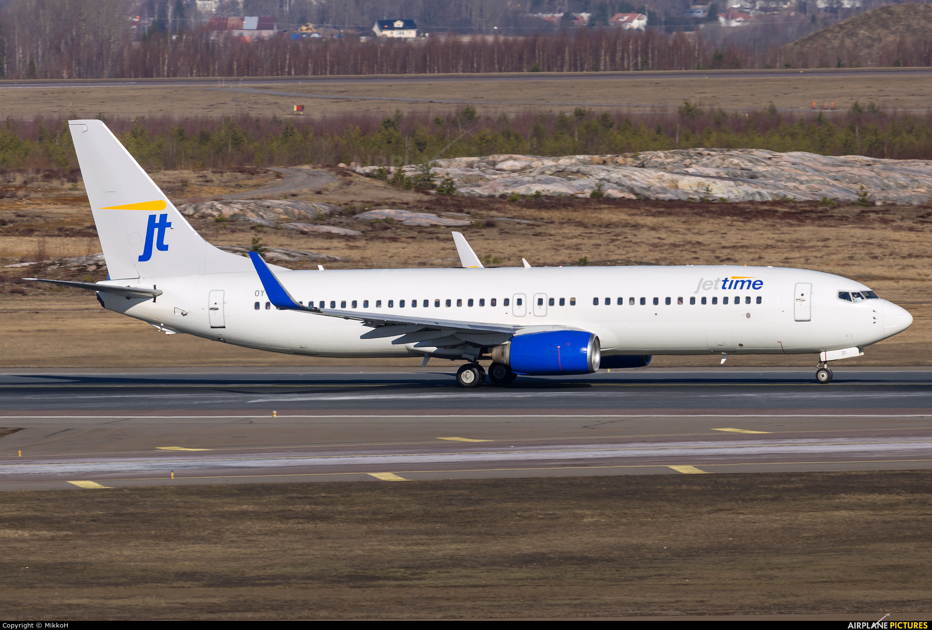 OY-JZI Jet Time Boeing 737-800 Helsinki - Vantaa | ID 1184291 Airplane-Pictures.net