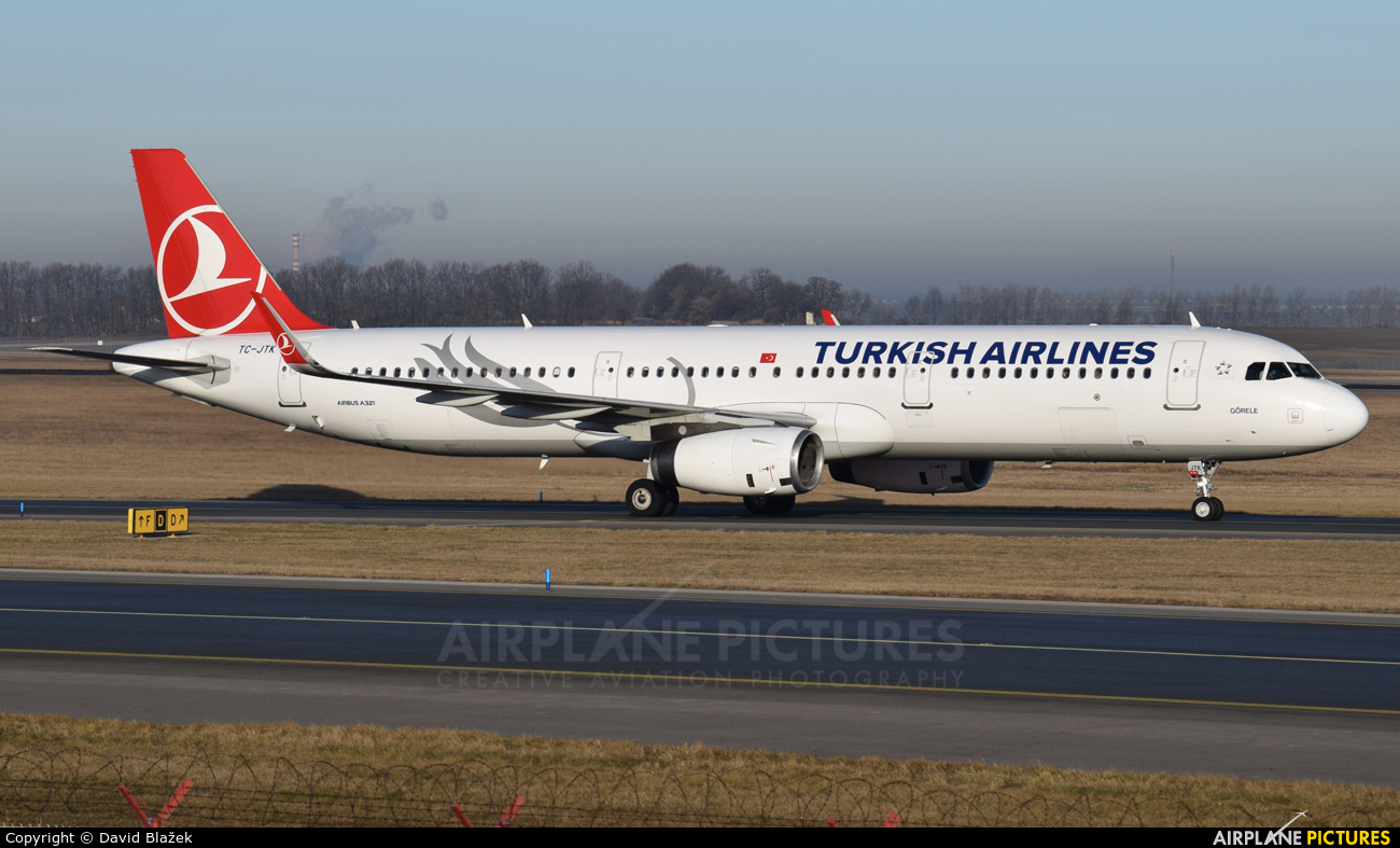 Turkish Airlines TC-JTK aircraft at Prague - Václav Havel
