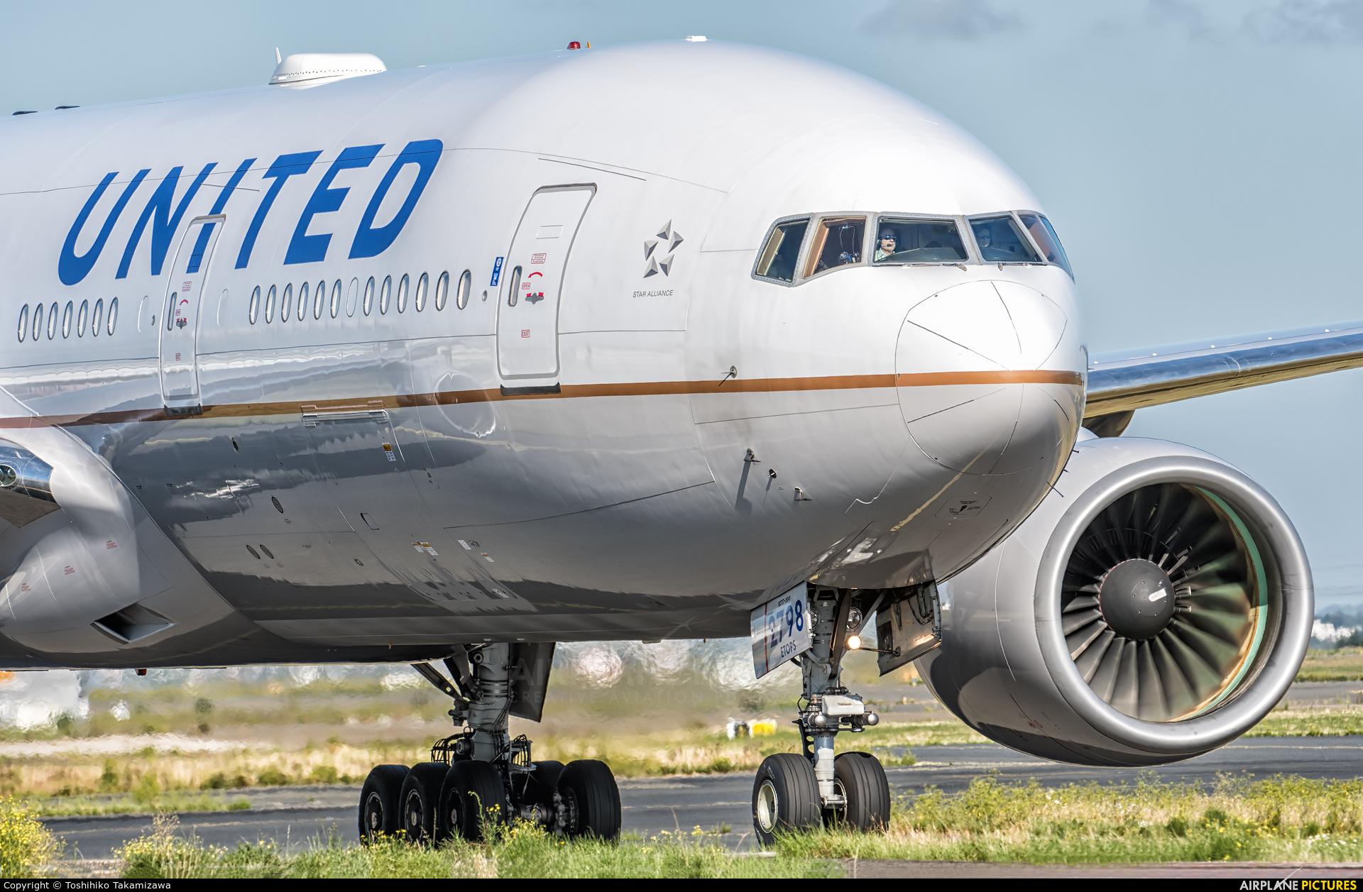 United Airlines N798UA aircraft at Paris - Charles de Gaulle