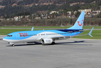 G-FDZR - TUI Airways Boeing 737-800