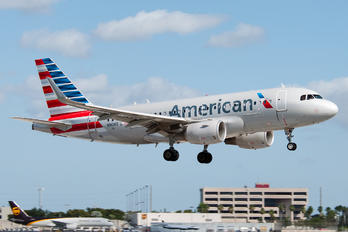 N9018E - American Airlines Airbus A319