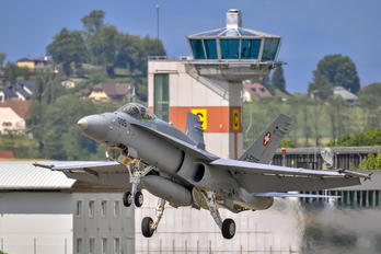 J-5005 - Switzerland - Air Force McDonnell Douglas F/A-18C Hornet