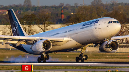 D-AIKO - Lufthansa Airbus A330-300