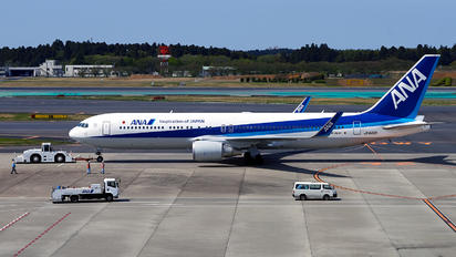 JA620A - ANA - All Nippon Airways Boeing 767-300