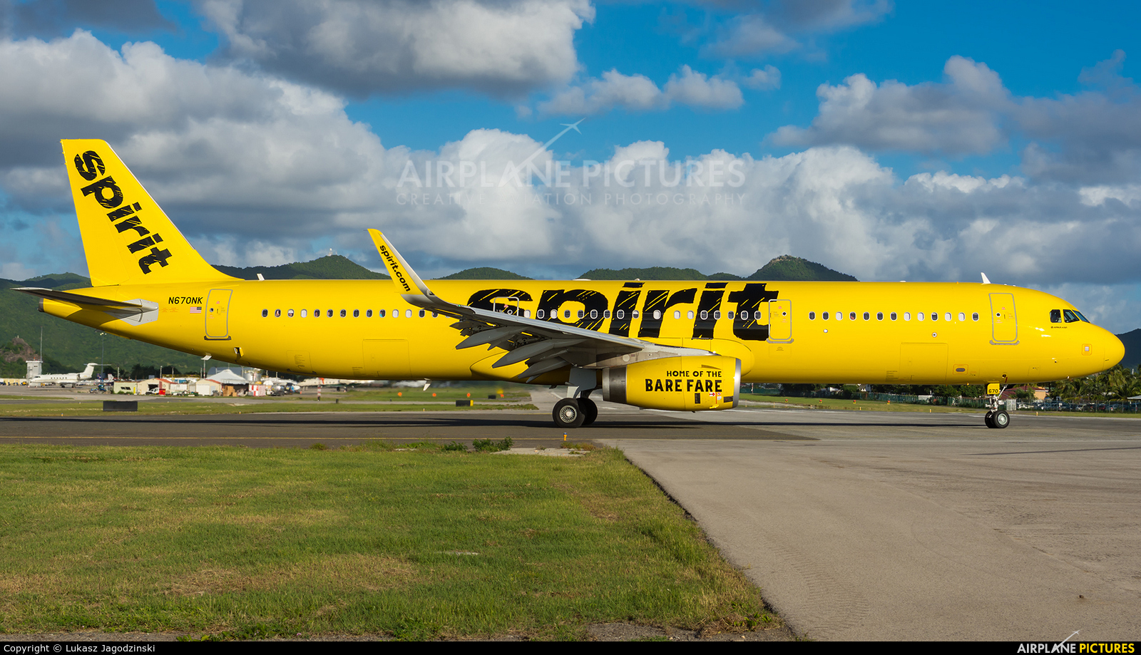 Spirit Airlines N670NK aircraft at Sint Maarten - Princess Juliana Intl